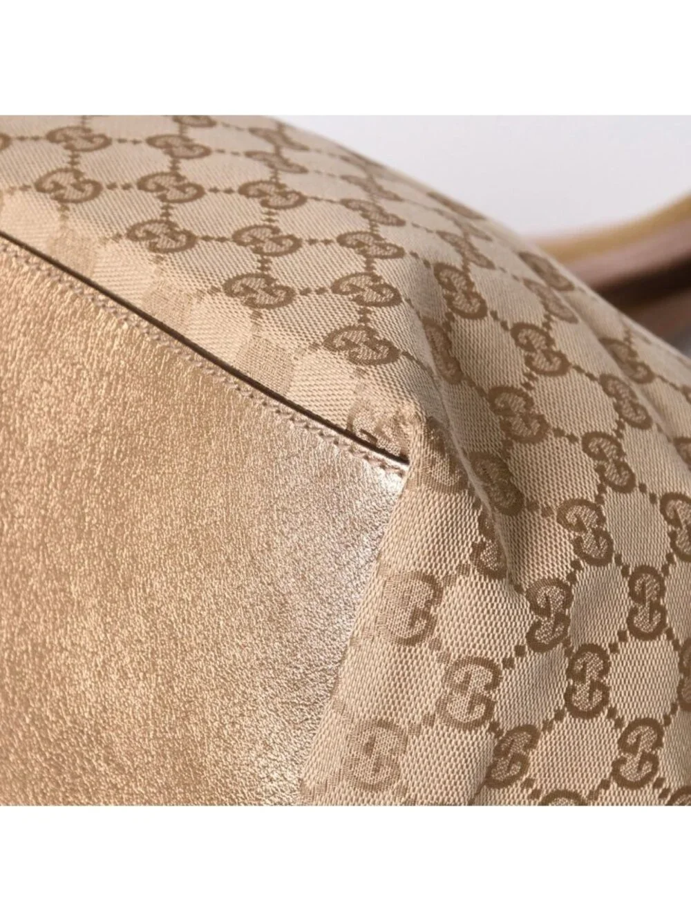 Gucci Tote Bag GG Canvas Beige Gold Blanc